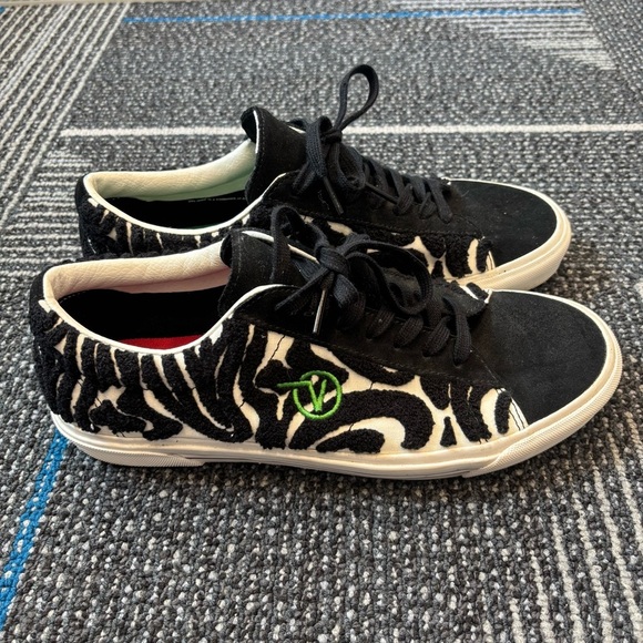 Vans Anderson Paak Malibu size 11 mens - Picture 1 of 12